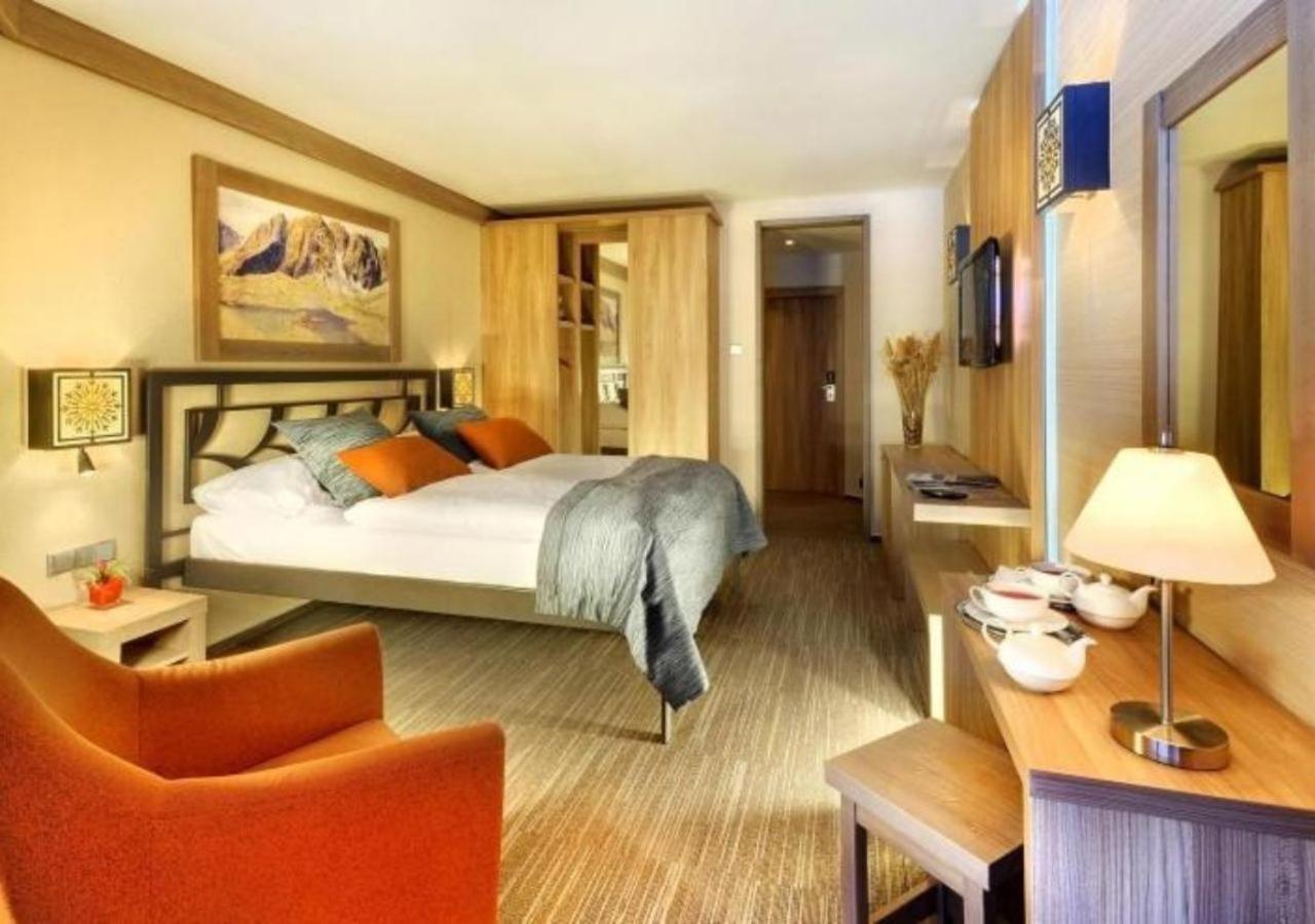 Hotel Grand Jasna デマノブスカ・ドリーナ エクステリア 写真