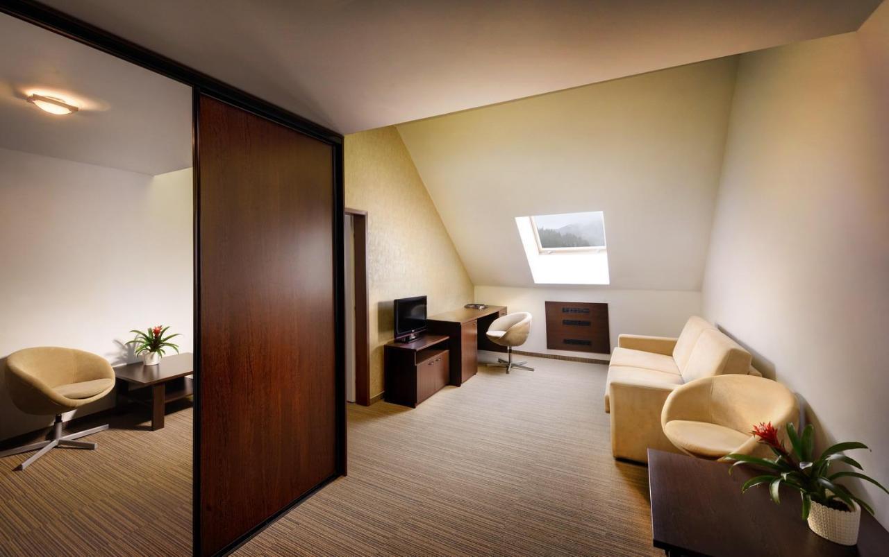 Hotel Grand Jasna デマノブスカ・ドリーナ エクステリア 写真